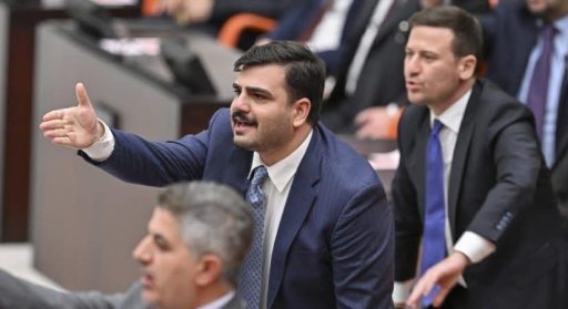 AK Partili İnan, CHPliler’e yüklendi: LGBT’ye koşa koşa destek verirler