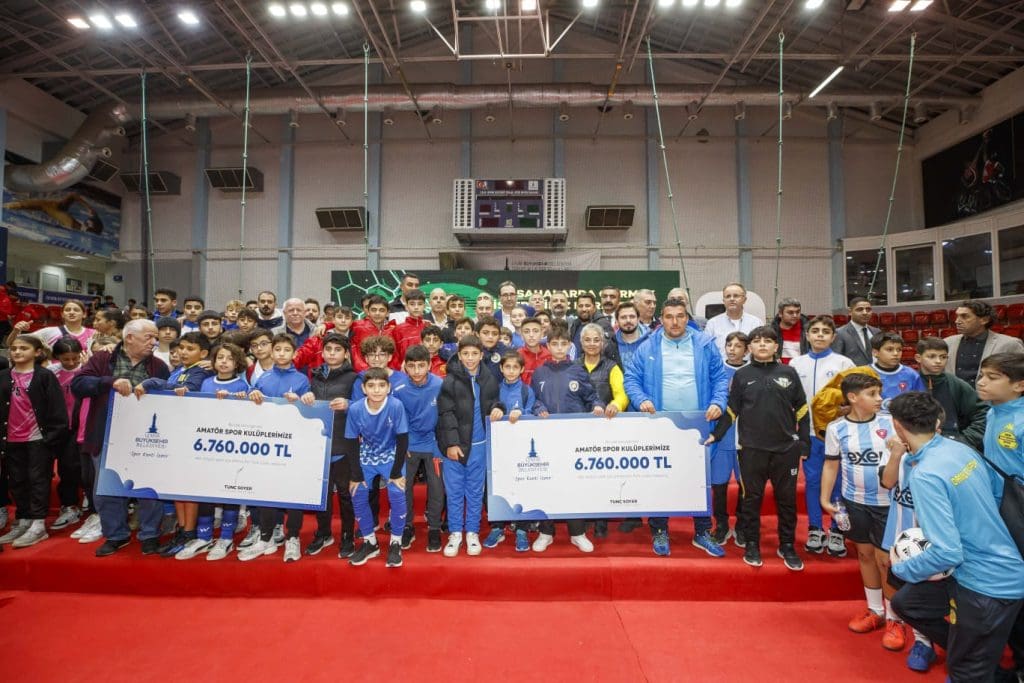 Büyükşehir’den amatör spor kulüplerine destek