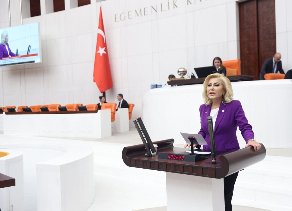 Bursalı’dan, Soyer’in hükümeti şikayet etmesine tepki: Şehrine Fransız bir Başkan!.
