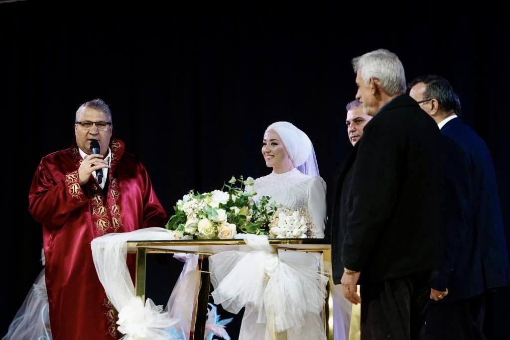 Yunusemre’de 2023’te bin 557 çift hayatını birleştirdi