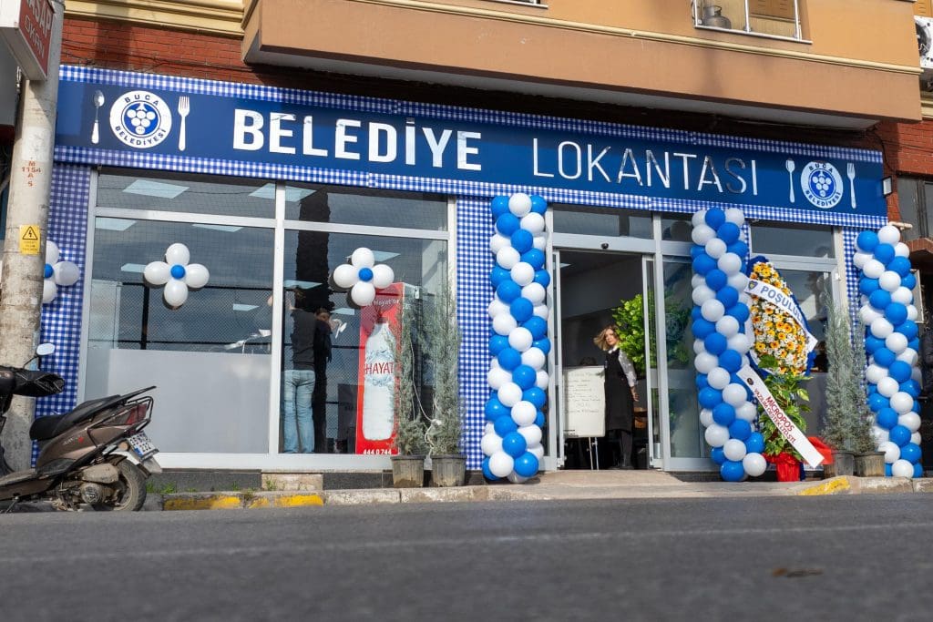 Buca’da Belediye Lokantası açıldı