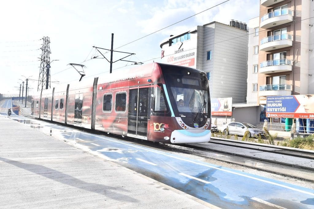 Çiğli Tramvayı teste çıkıyor