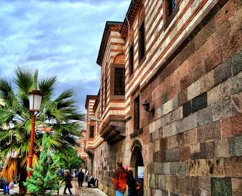 15 tatil Kemeraltı Çarşısı