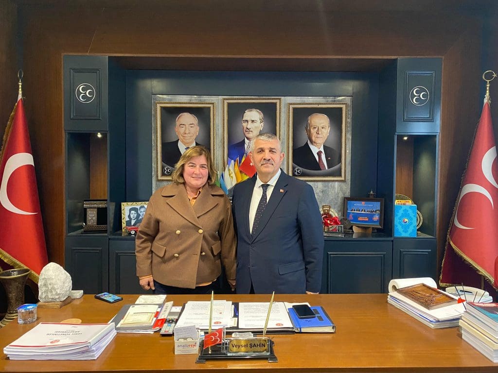 Dikili MHP adayı Sema Akıncı