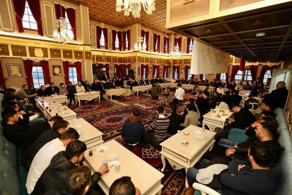 Çerçi, “Gelecek nesillerimize yapılan hizmet kutsaldır”