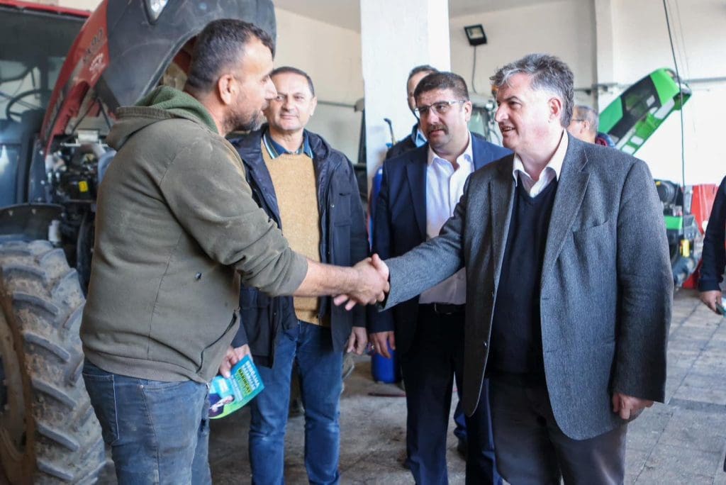 Bergama Adayı Doğruer: “Daha güzel yarınlar için hep birlikte el ele”