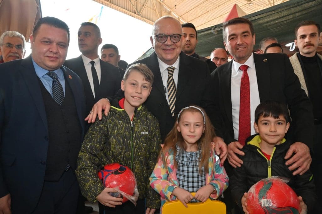 Cumhur  İttifakı adayları: “Saruhanlı için çalışacağız”