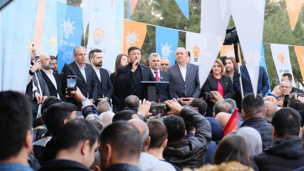Büyükşehir Belediye Başkan Adayı Dağ, “Sadık Tunç’un Karabağlar’da izi var”