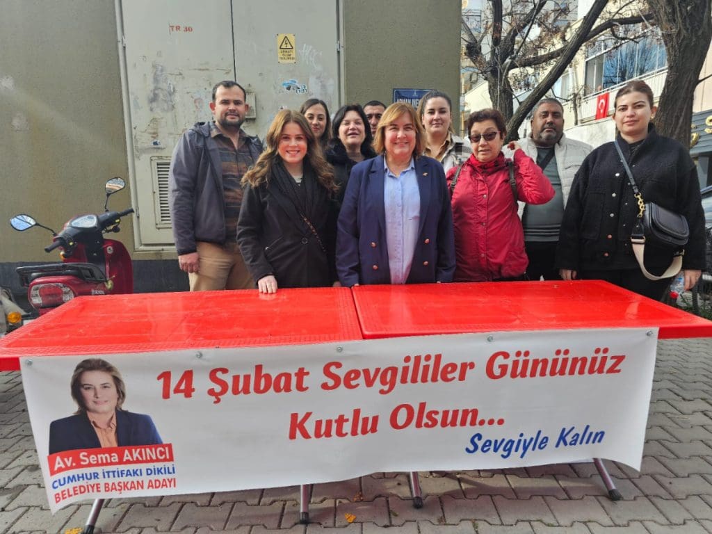 Cumhur İttifakı Dikili Belediye Başkan Adayı Sema Akıncı, Çandarlı’da kadınlara moral verdi