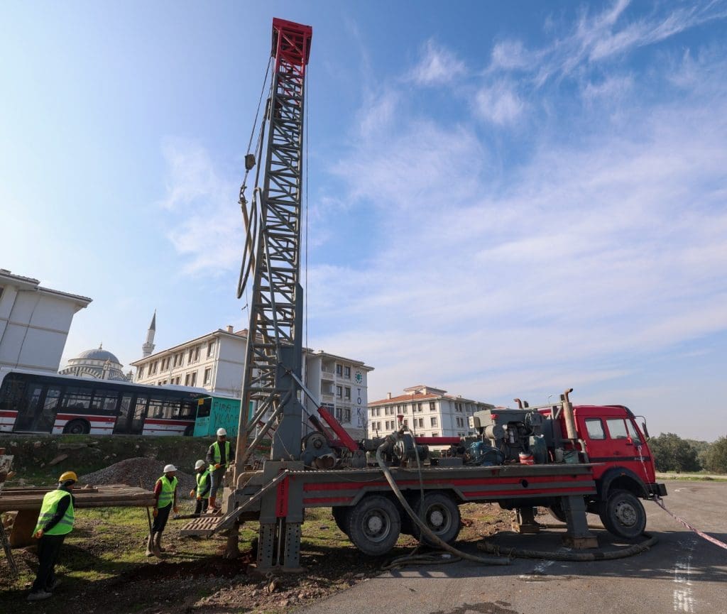İZSU’dan Kınık’a 3 yeni sondaj kuyusu