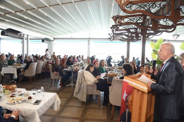 Karşıyaka Müftülüğü’nden 8 Mart’a  özel program