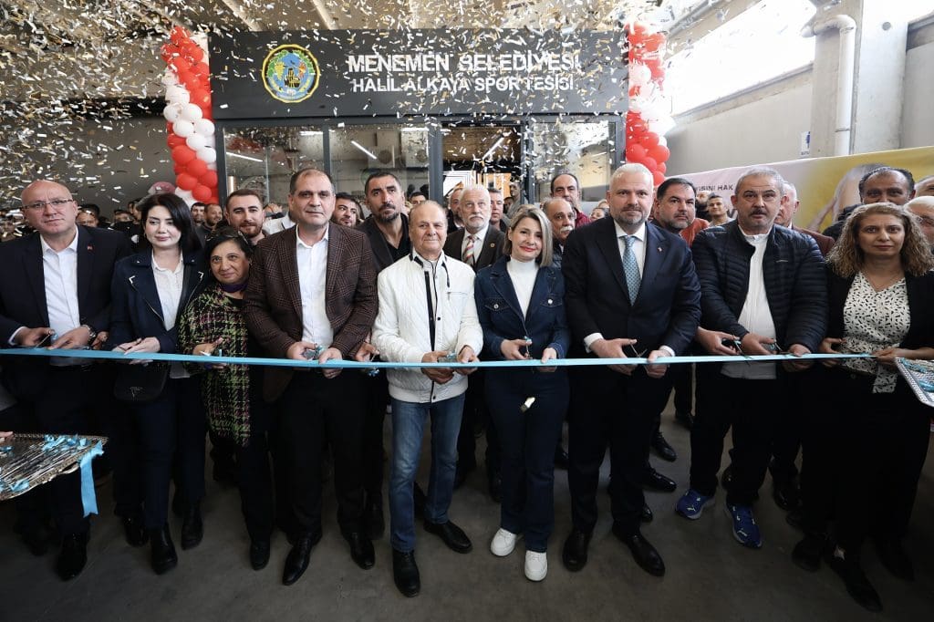 Menemen Belediyesi’nden fitness center açılışı