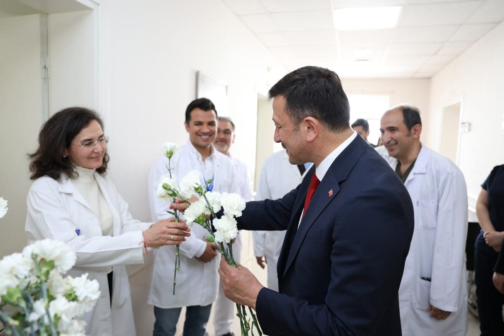 İzmir’de 14 Mart  Tıp Bayramı kutlamaları