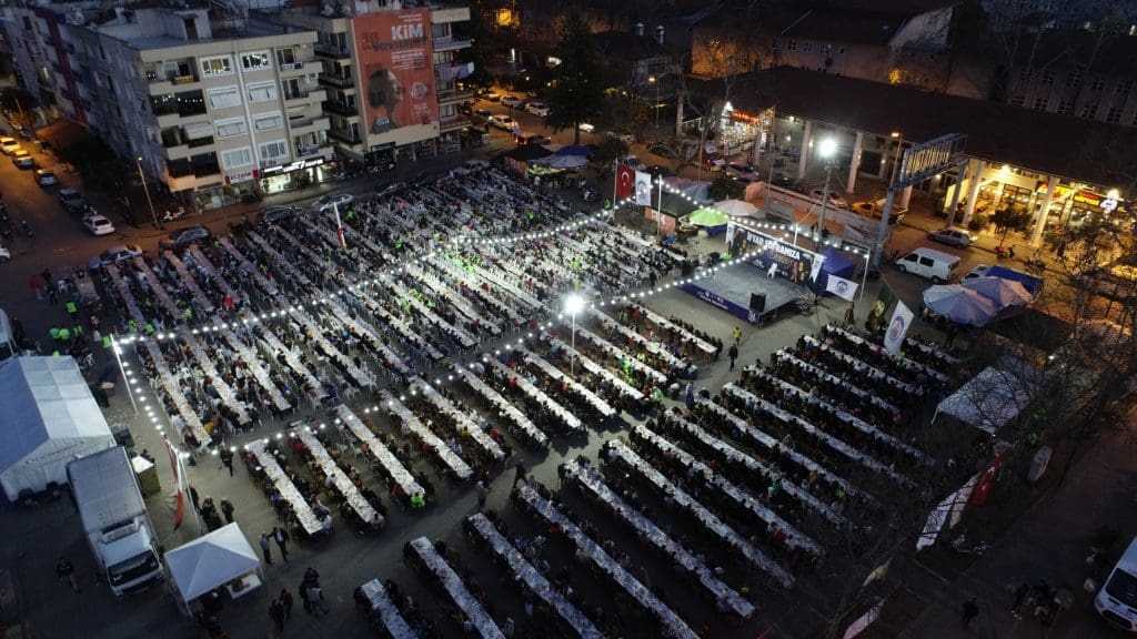 Selçuk’ta Ramazan’ın ilk iftarı