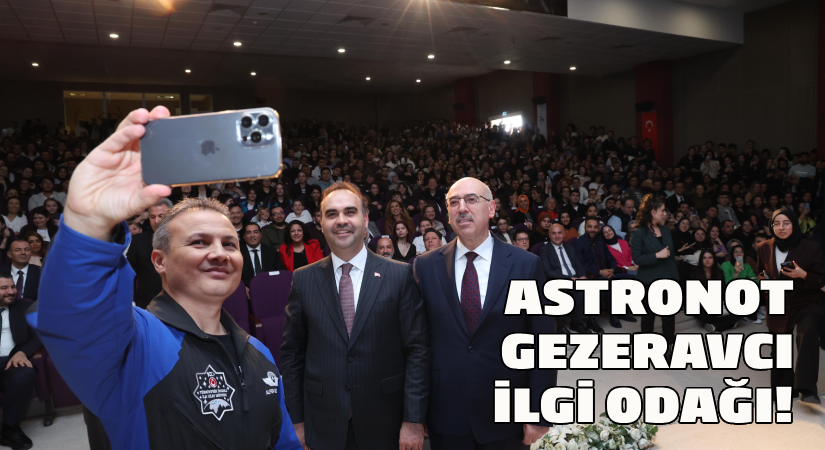 Bakan Kacır ve Astronot Gezeravcı DEÜ’de