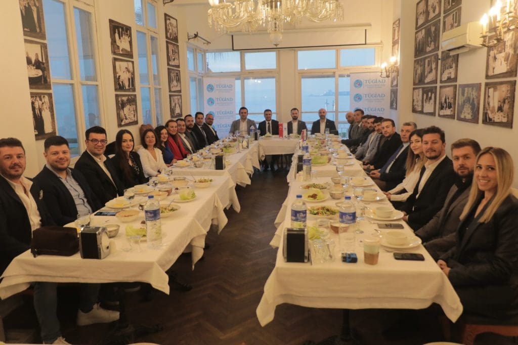TÜGİAD Ege Şubesi İftarda Buluştu