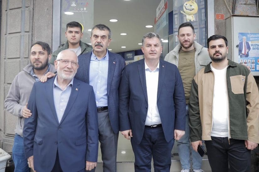 Bakan Tekin’den Bergama’ya Modern Öğretmenevi ve Uygulama Oteli müjdesi!
