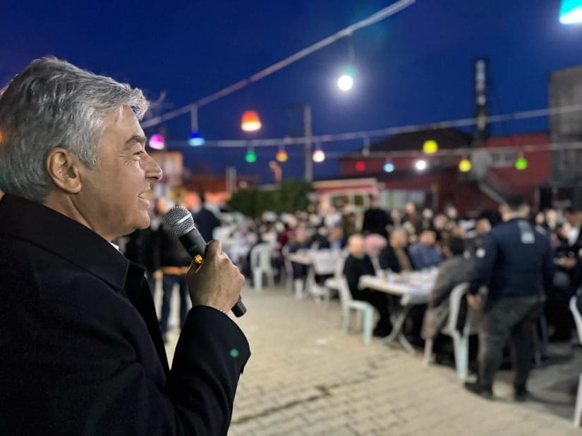 Cumhur İttifakı Çiğli adayı Murat Gökçekaya:  “Bizimle hizmet gelecek”