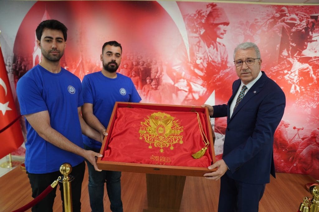 EÜ’de 57. Alay temsili sancağını 1 milyonun üzerinde kişi ziyaret etti