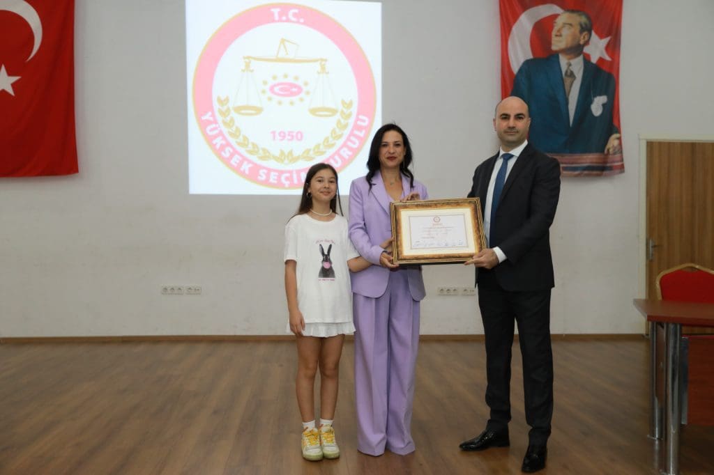 Filiz başkan mazbatasını aldı: Seçimlerde herkes kazandı