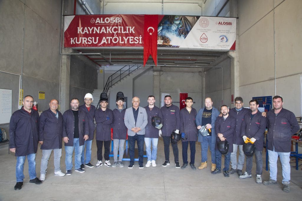 Kaynakçılık kursu aldılar iş sahibi oldular