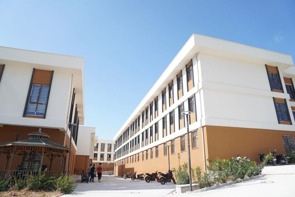 Bergama KYK Yurdu’nun kapasitesi 750 kişiye çıkarıldı