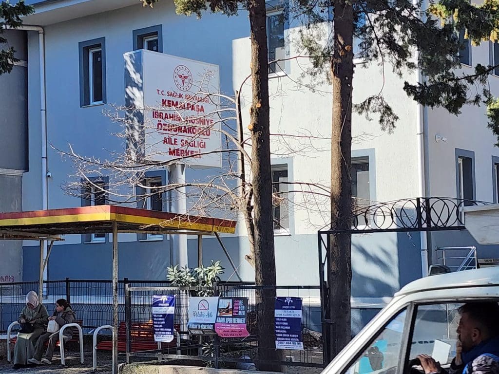 Hayırsever Özdurakoğlu ailesinden Ulucak’a sağlık merkezi