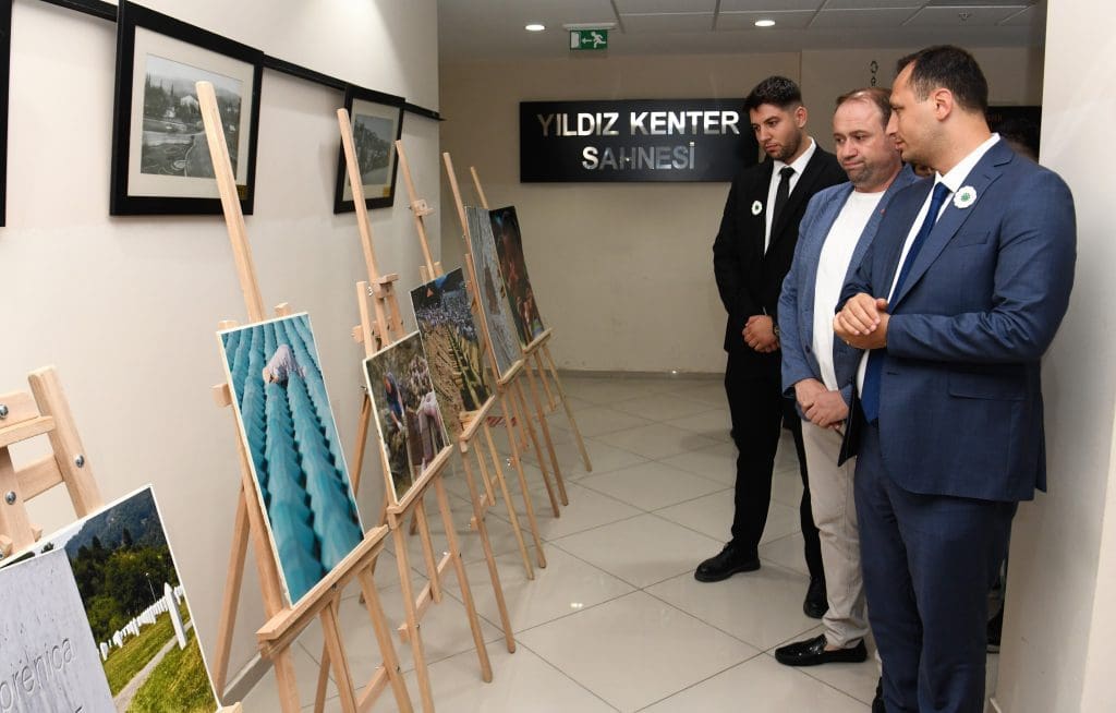 Bornovalılar Srebrenitsa Katliamı’nı unutmadı