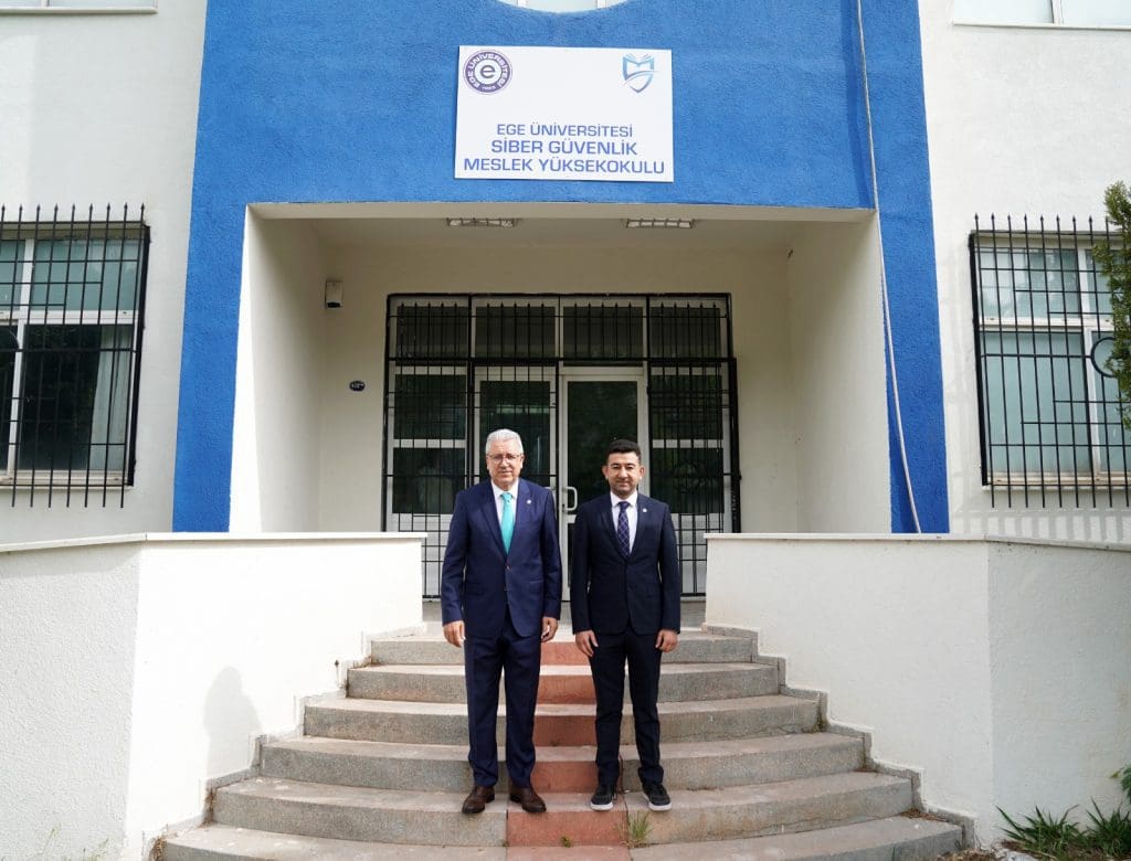 EÜ Siber Güvenlik Meslek Yüksekokulu yeni dijital savaşçılarını bekliyor