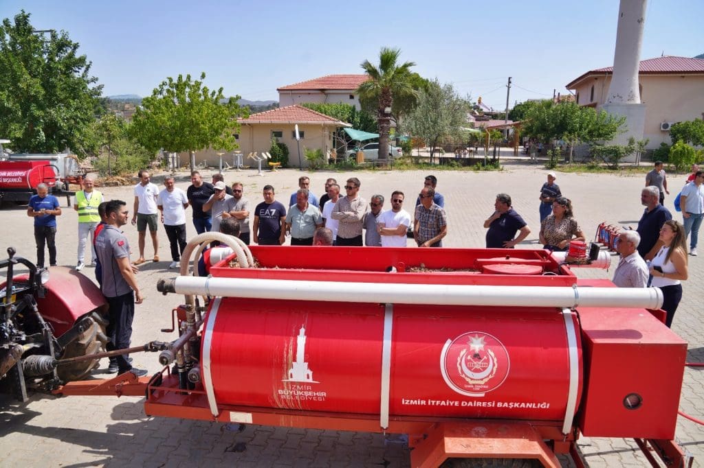 Urla’da ateş savaşçılarına muhtar desteği