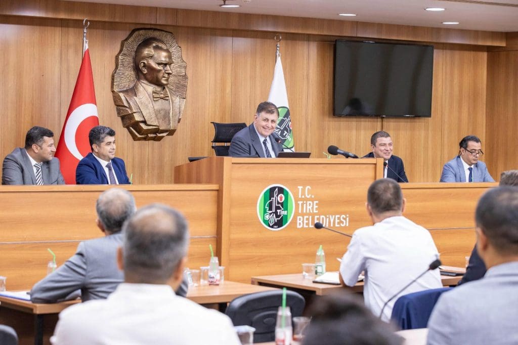 Tugay: Önceliğimiz temel belediyecilik hizmetleri olmalı