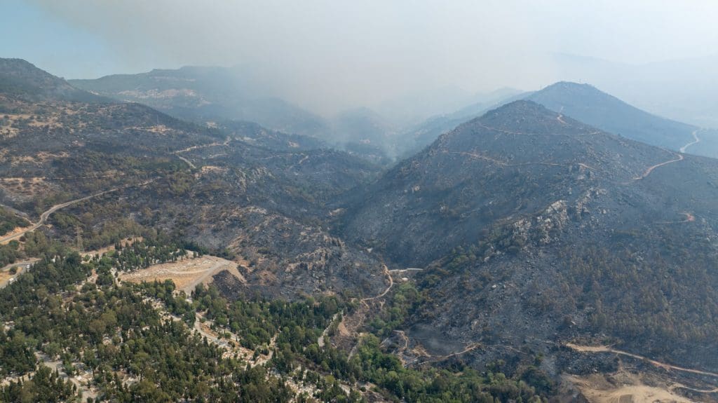 İzmir’de yeni yangınlar
