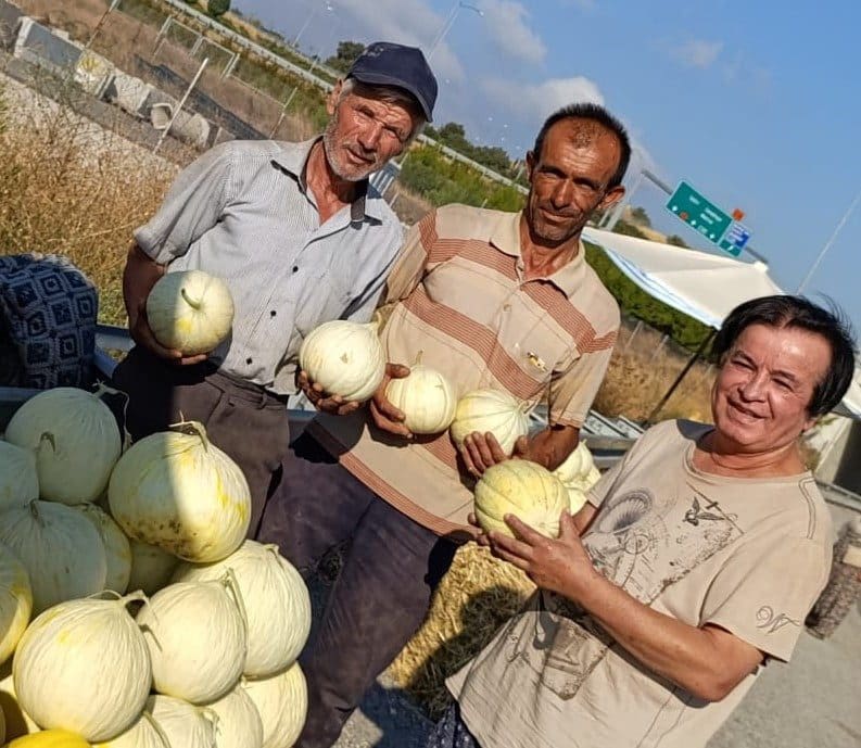 Balıkesir “Bakacak muz kavunu” tezgahlarda yerini aldı