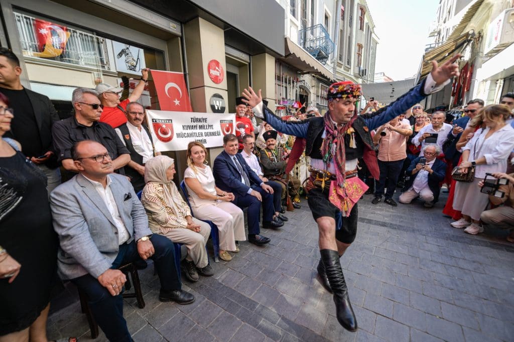 Başkan Tugay Efe-Zeybek buluşmasına katıldı