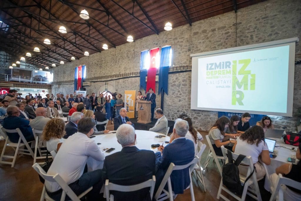 İzmir’in yeni Deprem Master Planı için yol haritası oluşturuluyor