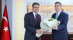 İzmir Defterdarlığı’nda devir-teslim