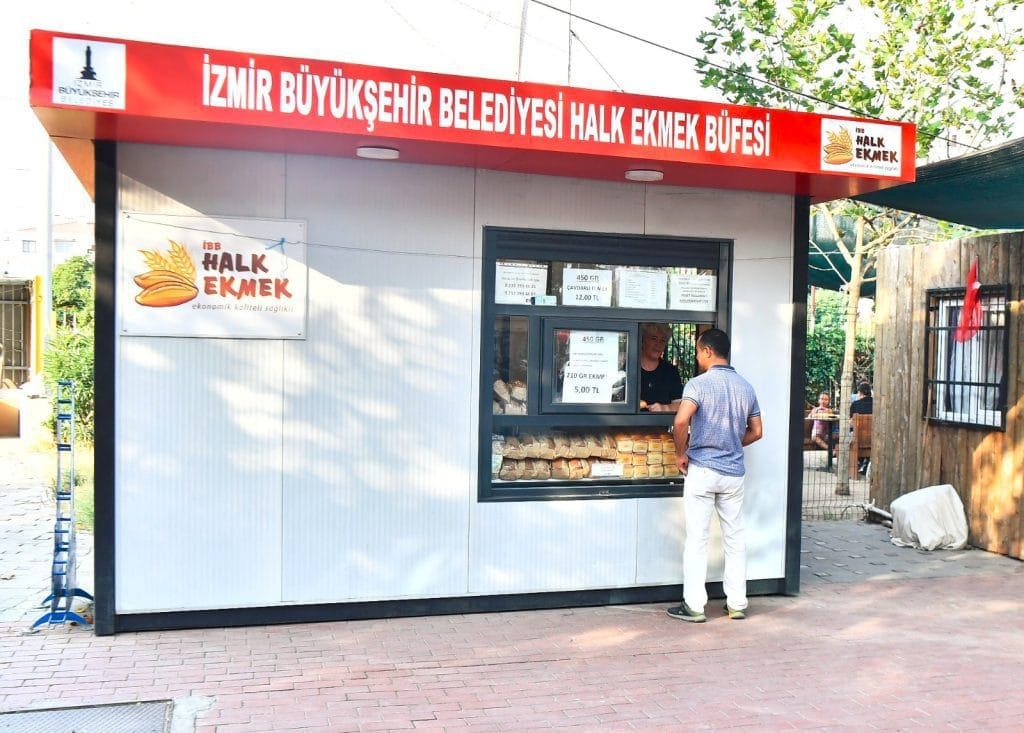 Halk Ekmek büfeleri 93’ten 102’ye çıkarıldı