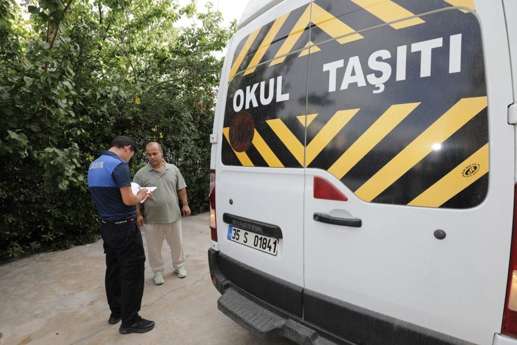 Narlıdere’de okul servisleri denetlendi