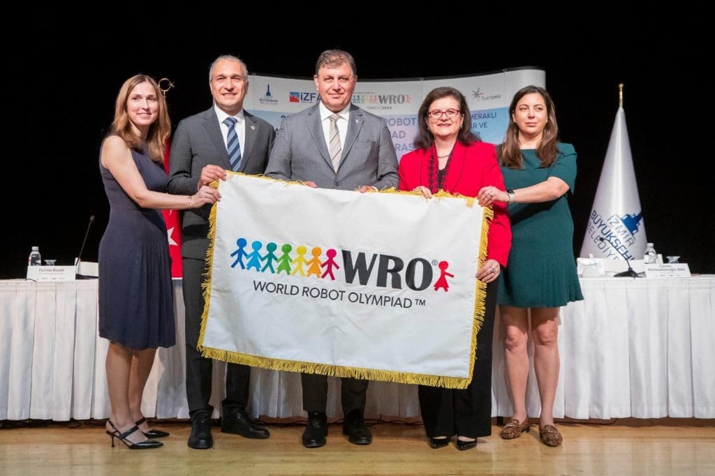 Dünya Robot Olimpiyatı İzmir’de