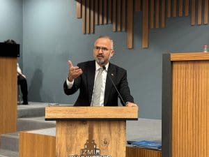 AK Partili Yıldız: Çelişkilerinizden kurtulun