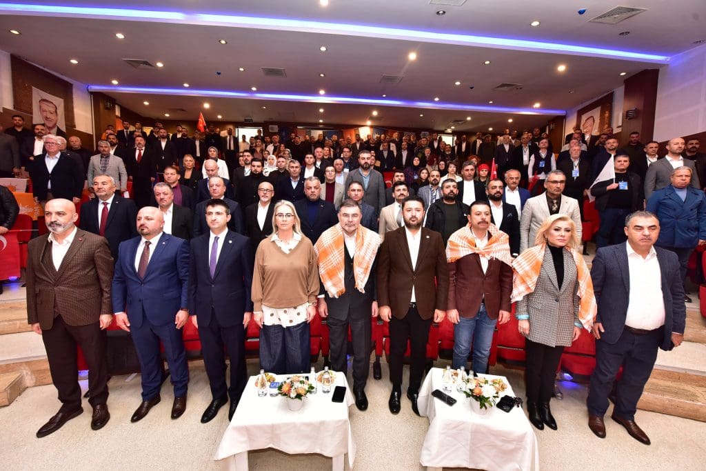 AK Parti’den toplu salvo