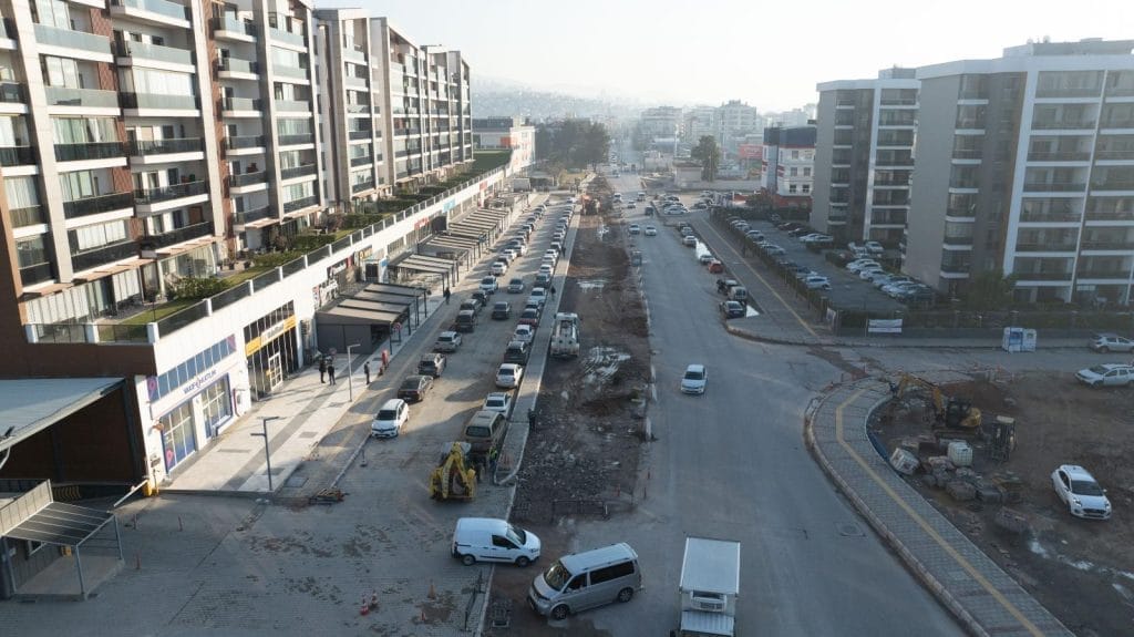 Eski Havaalanı Caddesi çift yönlü ve çift şeritli oluyor