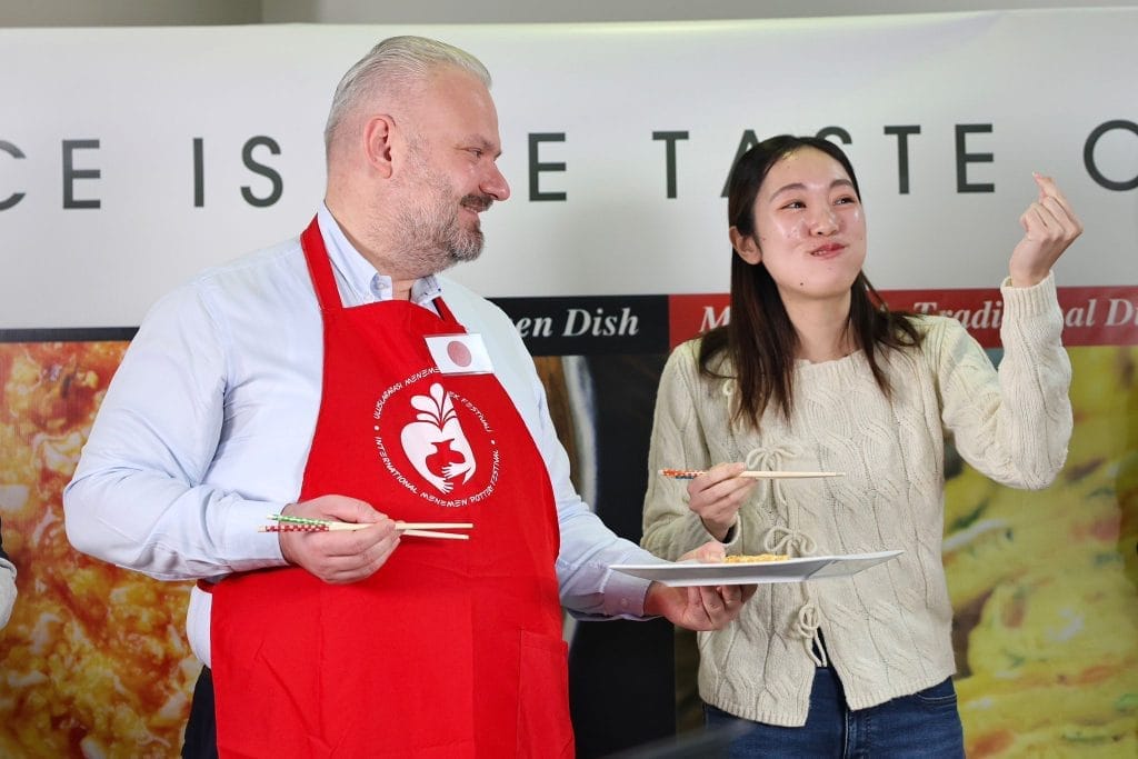 Türk işi Tamagomaki, Japon işi Menemen
