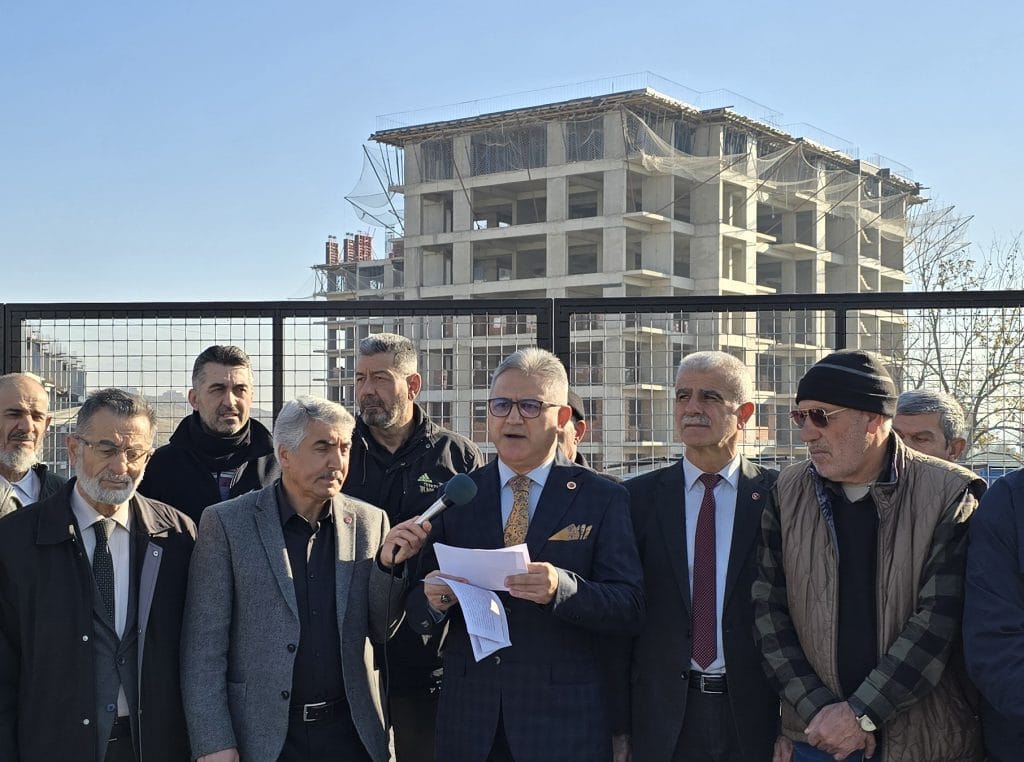 SP’den kentsel dönüşüm tepkisi: Evler ve paralar nerede?