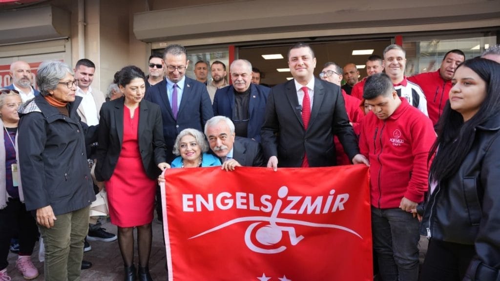 Torbalı’da kent lokantasına kırmızı bayrak