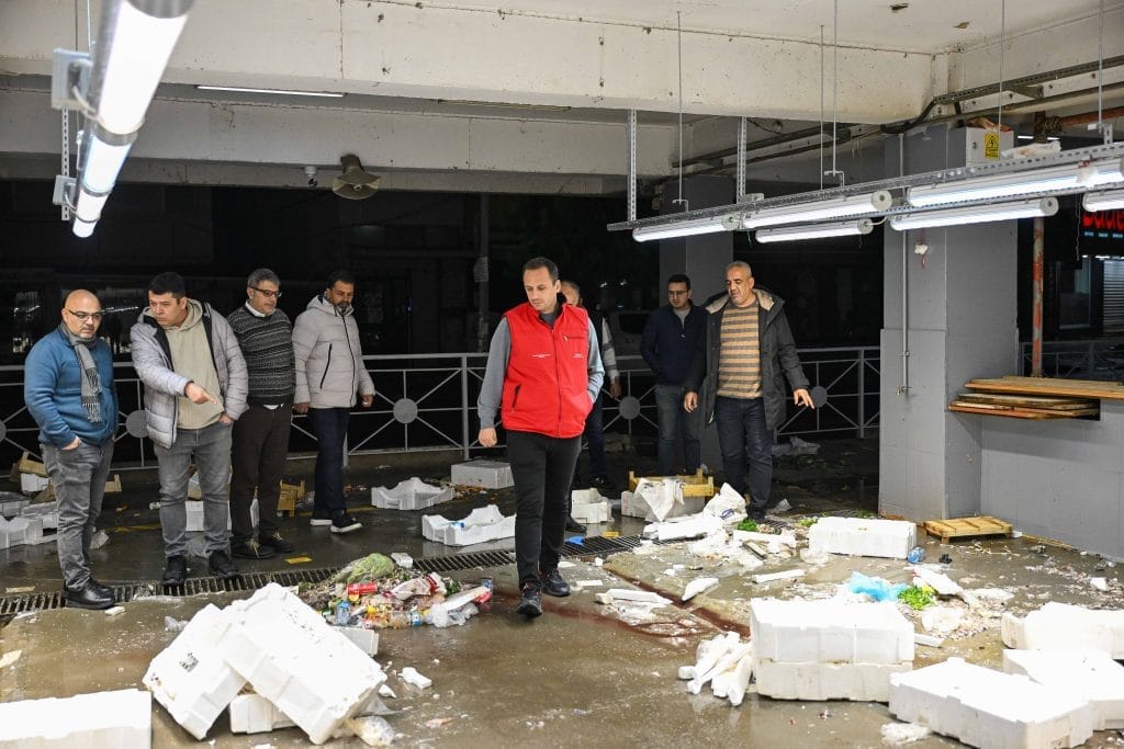 Pazar sonrası çirkin manzara!