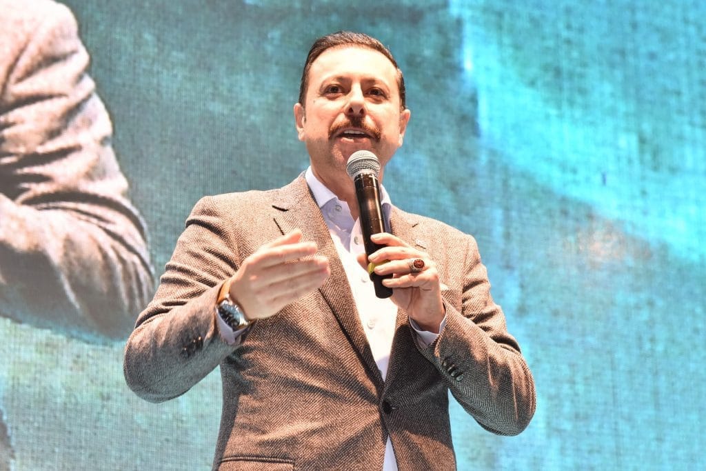 Kaya, CHP’li başkanlara yüklendi: Bu kente sevginiz yok, eziyetiniz var
