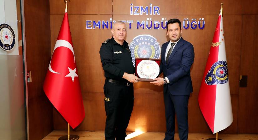  İzmir Servisçiler Odası Başkanı Uyardı:  “Korsan Servis Kullanmayın”