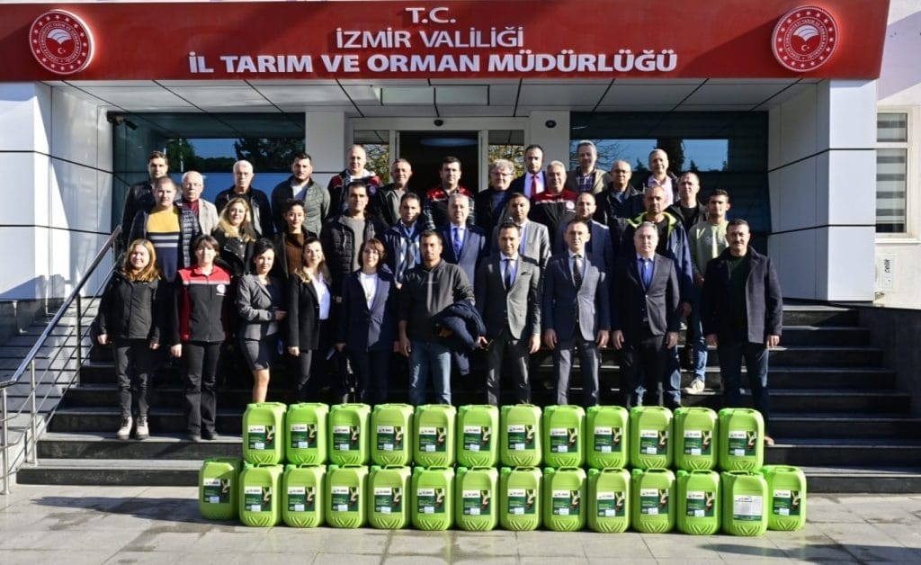 Toprak Dostu Hümik Asiti Yaygınlaştırılıyor