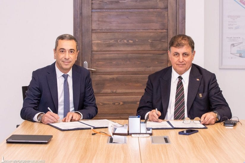 İzmir’in tramvay filosu büyüyor